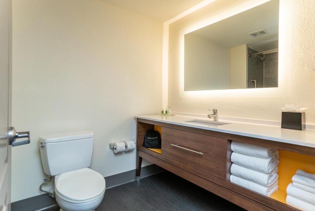 Holiday Inn Hotel & Suites Beaufort At Highway 21 By Ihg Zewnętrze zdjęcie